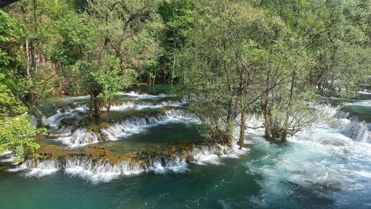 Kuca U Sumi - Forrest House Near Una National Park Bihac Exterior photo